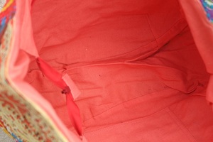 Hermosas Bolsas Banjara, una Fusión de Tradición y Estilo Boho Moderno, Bordado Tribal Auténtico y Trabajo con Espejos para Mujer - Product Image 6