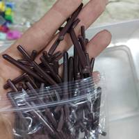 100 pièces de cornes de renne miniatures en résine noires pour artisanat de Noël, accessoires de décoration de maison de poupée DIY