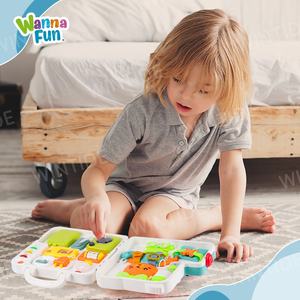 กระดานกิจกรร<span class=keywords><strong>ม</strong></span>พกพาแบบมอนเตสซอรี่สำหรับเด็กเล็ก เสริ<span class=keywords><strong>ม</strong></span><span class=keywords><strong>พัฒนาการ</strong></span>ด้านประสาทสั<span class=keywords><strong>ม</strong></span>ผัส ฝึกฝนการเคลื่อนไหว พร้อ<span class=keywords><strong>ม</strong></span>ไฟสำหรับเด็กเล็ก - Product Image 4