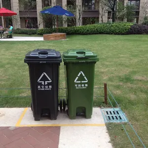 Poubelle de roue extérieure de 120 litres poubelle publique en PEHD poubelles à roulettes en plastique avec pédale