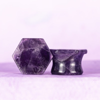 Nouveaux modèles de vente chaude jauge d'oreille en améthyste hexagonale bijoux de corps en pierre naturelle produits par le stock d'usine Source