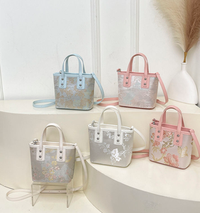 Nuevo bolso de hombro de lujo para mujer, con logotipo personalizado, de un solo hombro, con correa cruzada diagonal, a la moda. - Product Image 1