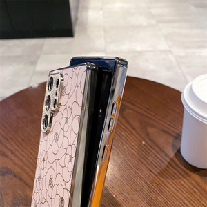 Étui de téléphone en PC brillant avec strass électro-plaqués à la mode, camélia scintillant, pour <span class=keywords><strong>Samsung</strong></span> S26 Ultra, <span class=keywords><strong>accessoires</strong></span> de téléphone en gros - Product Image 3