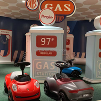 Pompe à essence de jeu d'imitation pour enfants avec panneau GAS et tuyau de jeu pour aire de jeux intérieure, école maternelle, café ludique, équipement de jeu de rôle
