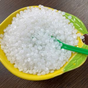 เม็ดพลาสติก HDPE DMDA-8008H โพลีเอทิลีน สำหรับการผลิตฝาขวดเครื่องดื่ม - Product Image 2