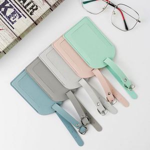 ป้ายติดกระเป๋าเดินทางแบบนูนลายโลโก้คุณภาพสูงปรับแต่งได้ พร้อมบัตรขึ้นเครื่อง PU - Product Image 5