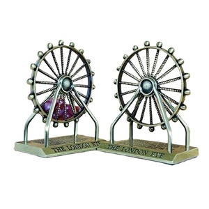 Figurines Souvenir Cadeau <span class=keywords><strong>d</strong></span>'anniversaire Figurine en métal <span class=keywords><strong>La</strong></span> <span class=keywords><strong>Grande</strong></span> <span class=keywords><strong>Roue</strong></span> de Londres Ornement Modèle de bâtiment anglais <span class=keywords><strong>D</strong></span>écoration de bureau à domicile - Product Image 3