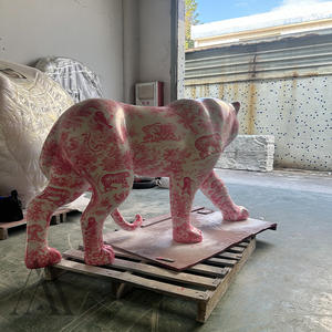Escultura de León, Leopardo y Tigre Pintada en Rosa, de Tamaño Real, Personalizada para Exhibición en <span class=keywords><strong>Entrada</strong></span> de Zoológico <span class=keywords><strong>al</strong></span> Aire Libre en Centro Comercial de Lujo - Product Image 4