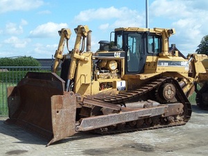 Topadora Cat D8R Usada Confiable con Motor y Caja de Cambios - Capacidad de Topado de 7.5m, Potencia de 320HP, Productividad Comprobada en Condiciones Difíciles - Product Image 6