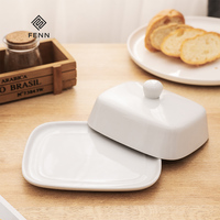 FENN Stockage de fromage de style moderne Forme rectangulaire Mantequillero en céramique blanche Conteneur à beurre Plat à beurre personnalisé avec couvercle