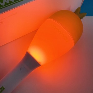 Kpop estrellas <span class=keywords><strong>Mamamoo</strong></span> rábano palo de luz de mano de PVC Fans concierto palos - Product Image 3