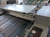 Machine de laminage automatique de films pour fenêtres en carton NFM-EW1080 avec alimentateur servo haute vitesse et découpe au couteau chaud