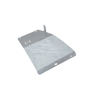 Soporte de Guardabarros Trasero Derecho Galvanizado APTO PARA LAND ROVER - Product Image 1