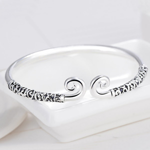 Unisex Retro Golden Cudgel pulsera Punk diamante incrustado mariposa patrón inspirado moda <span class=keywords><strong>mono</strong></span> rey hombres mujeres - Product Image 6