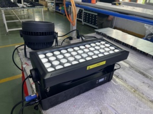 Projecteur LED mural haute luminosité <span class=keywords><strong>SGM</strong></span> <span class=keywords><strong>P5</strong></span> 44x10W RGBW IP65 pour extérieur, éclairage de scène et de ville - Product Image 4