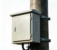 Armoire de distribution extérieure en acier, étanche IP65, pour usage extérieur
