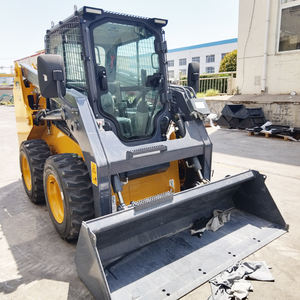 Spedizione gratuita cingolato <span class=keywords><strong>Skid</strong></span> <span class=keywords><strong>Steer</strong></span> Loader diesel 45KW 55 KW 600KG a buon mercato corsa su ruota <span class=keywords><strong>Skid</strong></span> <span class=keywords><strong>Steer</strong></span> Loader con attacco motore EPA - Product Image 3