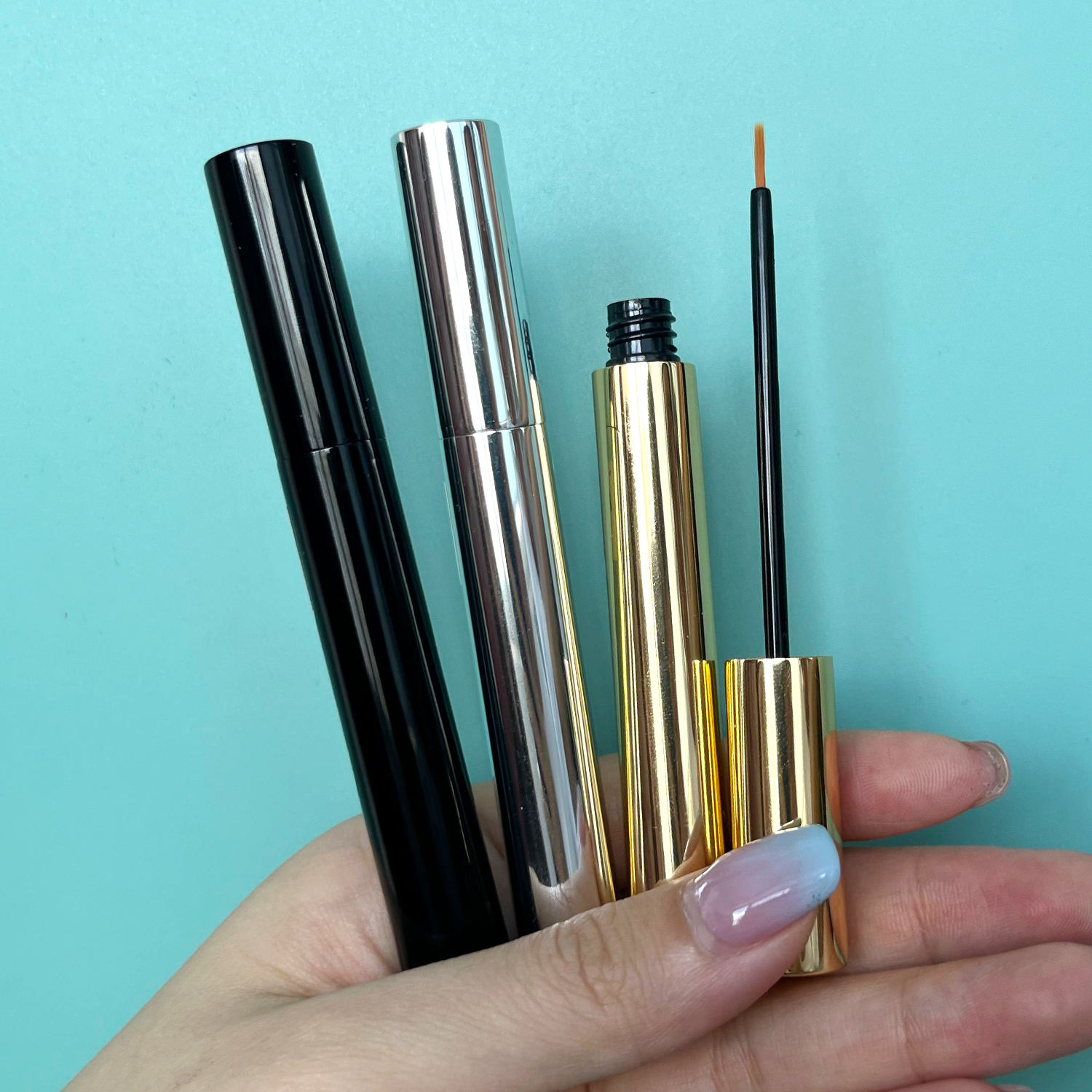 สีที่กำหนดเอง