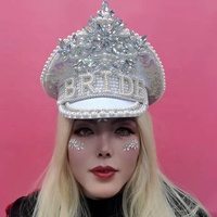 Superbe casquette de capitaine blanche à sequins scintillants pour mariée, ornée de strass argentés, idéale pour les fêtes de fiançailles et les événements de mariage
