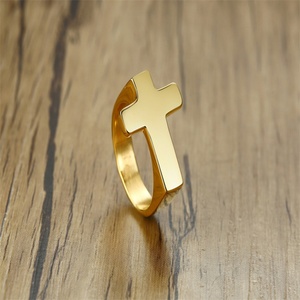 Anillo de Hombre de Acero Inoxidable con Cruz Religiosa, Bañado en Oro al Vacío, Resistente a la Decoloración y al Óxido, Gran Venta - Product Image 3