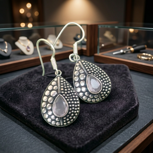 Boucles d'oreilles pendantes géométriques en argent sterling et quartz rose naturel pour femme, bijoux de fiançailles, style de luxe pour mariage et fête, cadeau en gros - Product Image 3
