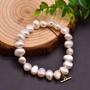 Trendy Moda İnci Bileklik Gül Altın Kaplama Düzensiz Barok Boncuklu Ayarlanabilir Genç Kadınlar İçin Takı İnci Bileklik - Product Image 1