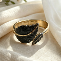 Nouveau Bracelet Femme Haut de Gamme en Cloisonné Feuille, Style Européen et Américain, Luxe Léger et Polyvalent