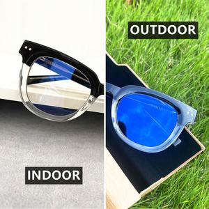 Lunettes Photochromiques <span class=keywords><strong>Anti</strong></span>-Lumière Bleue TR90 Femme 2026 Verres Ronds Charnière à Ressort Vintage Lunette Photogray <span class=keywords><strong>Anti</strong></span>-<span class=keywords><strong>Reflet</strong></span> Pour Femme - Product Image 3