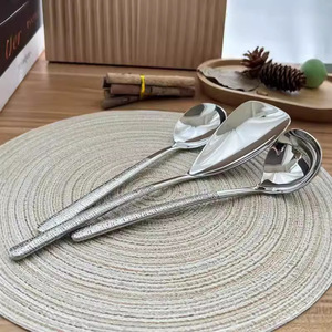 Petite cuillère à soupe en acier inoxydable 304 de luxe léger Spatule à grains épais en marteau avec grain rond en pierre de <span class=keywords><strong>roche</strong></span> en métal - Product Image 4