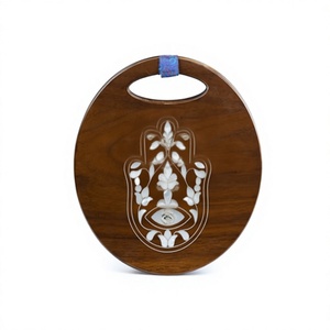 Bolso de mano de lujo contemporáneo con incrustaciones de MOP y diseño artesanal de nácar para bodas, fiestas y eventos festivos - Product Image 1