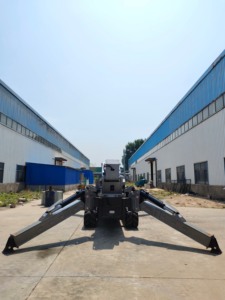 Trung Quốc New 10ton an toàn hiệu suất cao Spider Crane nâng Crane với điều khiển từ xa tự propeled điện Spider Crane - Product Image 5