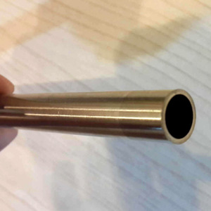 Tubería de Acero Inoxidable Pulido sin Costura Laminada en Caliente de Primera Calidad Tp347h de 220 mm de Diámetro - Product Image 3