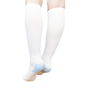 Bas de compression anti-embolie Chaussettes TED à hauteur du genou Bas de chirurgie DVT 13-18mmHg - Product Image 6