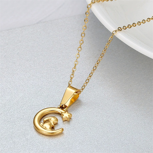 Nouveautés Personnalisé Petite Amie Cadeau Tempérament <span class=keywords><strong>Zodiaque</strong></span> Lapin Étoile Lune Jade Lapin Pendentif Dames Niche Design Collier - Product Image 3