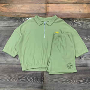 Venta al por mayor logotipo personalizado bordado Waffle Polo cuello liso en blanco hombres media cremallera 250GSM camiseta de gimnasio de gran tamaño - Product Image 1