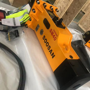 Martillo hidráulico tipo caja SOOSAN SB40 con cuerpo principal de garantía de doce meses y características estándar - Product Image 1