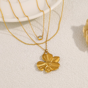 Collier superposé CAIOOCHE, chaîne à perles plaquée or 18 carats avec pendentif tournesol en zircon, collier en acier inoxydable en gros - Product Image 5