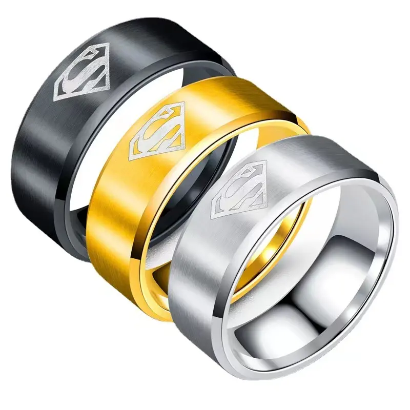 Groothandel Roestvrijstalen Mannen Vergulde Trendy Feestartikelen Voor Kinderen Unisex Ringen Mode Charme Klant Ontwerp Superman Ring