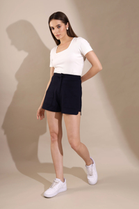Shorts décontractés taille haute pour femme avec poches élégantes – Confort et style pour l'été - Product Image 4