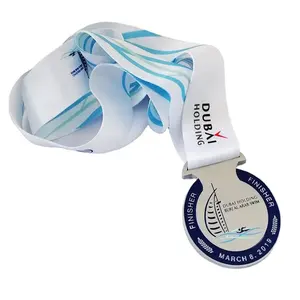 Swimming Medal Factory Dubai Holding Finishers Marathon Award Medal For Swim Competition