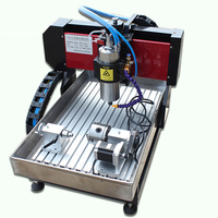 Machine de découpe de gravure de routeur CNC 3040 pour le métal