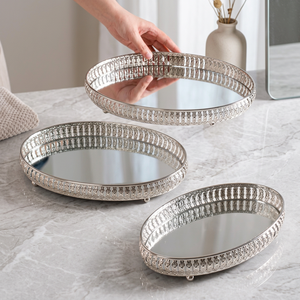 Juego de 3 Bandejas de Cerámica Doradas Art Deco Elegantes para Navidad, Decoración de Lujo para el Hogar y Hoteles con Borde de Forma Artesanal - Product Image 3