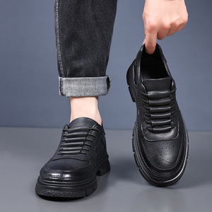 รองเท้าหนังผู้ชายพื้นหนา ส้นเตี้ย ระบายอากาศได้ดี พื้นยาง รองเท้าลำลองทรง Chunky - Product Image 4