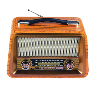 Đài Phát Thanh Có Thể Sạc Lại Bằng Gỗ Thật Nhiều Băng Tần R-2066BT Retro Với Liên Kết Không Dây, Usb, Máy Nghe Nhạc Mp3 Năng Lượng Mặt Trời Và Khe Cắm Đèn - Product Image 5