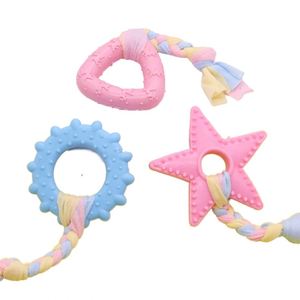 Jouets à mâcher interactifs en caoutchouc durable pour petits chiens - Design amusant de dessin animé pour une utilisation en intérieur/extérieur - Jouet de dentition pour chiot - Product Image 1