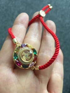 Braccialetto Portafortuna del Tempio Thailandese, Regalo Ideale, con Corda Rossa e Tormalina, Regolabile per un Giro di <span class=keywords><strong>Fortuna</strong></span> - Product Image 5