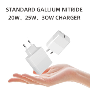 Быстрое зарядное устройство 20W/25W с патентом на технологию и сертификацией, белое, для телефонов серий 16/17, 9V/2A, стандарт ЕС/США, заводская цена - Product Image 3