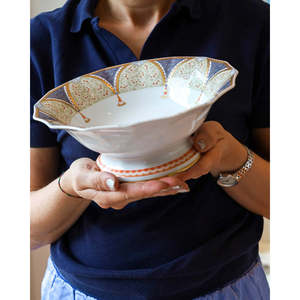 Service de table en grès écologique Royal Copenhagen pour 12 personnes, motif de conte de fées en or en relief, idéal pour les fêtes - Product Image 1