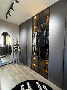 Armario de dormitorio moderno y personalizado de fábrica, puerta de madera maciza, portátil y ajustable para uso en muebles del hogar - Product Image 5