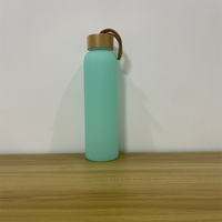 Tutup bambu buram 750ml botol air sublimasi kaca kosong dengan tali pegangan